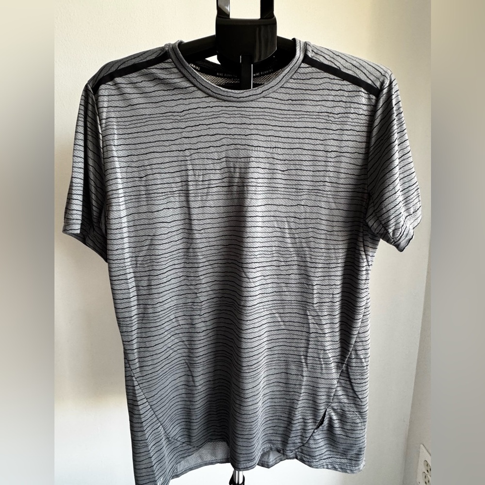 Nike Dry Fit Men's Black and Gray Striped running shirt